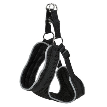 Harnais pour animaux de compagnie noir avec un design en maille respirante et un bord gris réfléchissant, avec des sangles ajustables et des anneaux en D en métal.